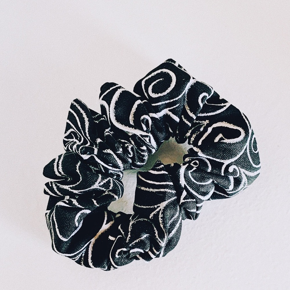 Homemade scrunchy